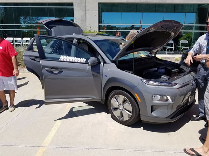 BEV 2019 Hyundai Kona Electric FWD: 64kWh battery @ 3.6mi/kWh = 258mi EV range; 258 mi Total Range, 201 Total hp. MSRP=$36,950