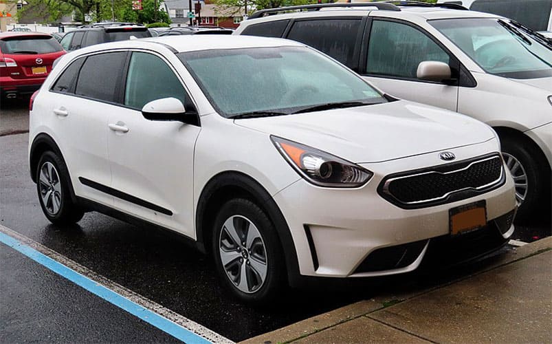 PHEV 2019 Kia Niro PHEV FWD: 9kWh battery @ 3.1mi/kWh = 26mi EV range; 11.4gal. @ 46.8MPG = 534mi ICE Range; 560 mi Total Range, 164 Total hp. MSRP=$28,500