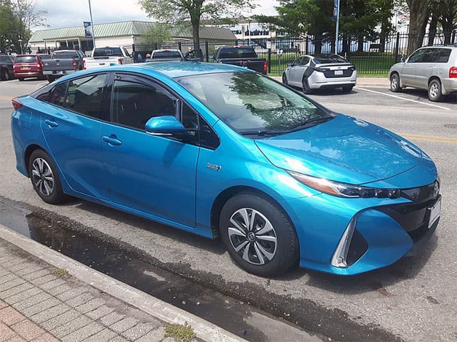 PHEV 2019 Toyota Prius Prime FWD: 9kWh battery @ 4.0mi/kWh = 25mi EV range; 11.4gal. @ 53.9MPG = 615mi ICE Range; 640 mi Total Range, 91 Total hp. MSRP=$27,350