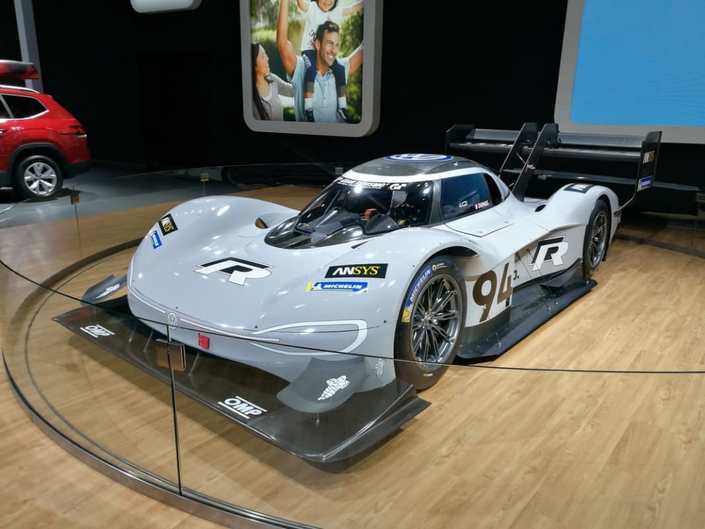 Volkswagen ID. R Pikes Peak electric racer 2018 LA Auto Show