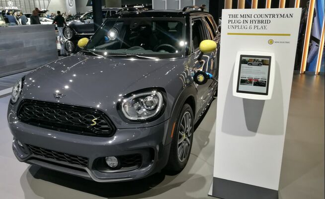 Plug-In MINI Cooper S E Countryman All4