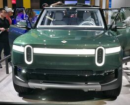 Rivian R1T electric truck on 2018 LA Auto Show